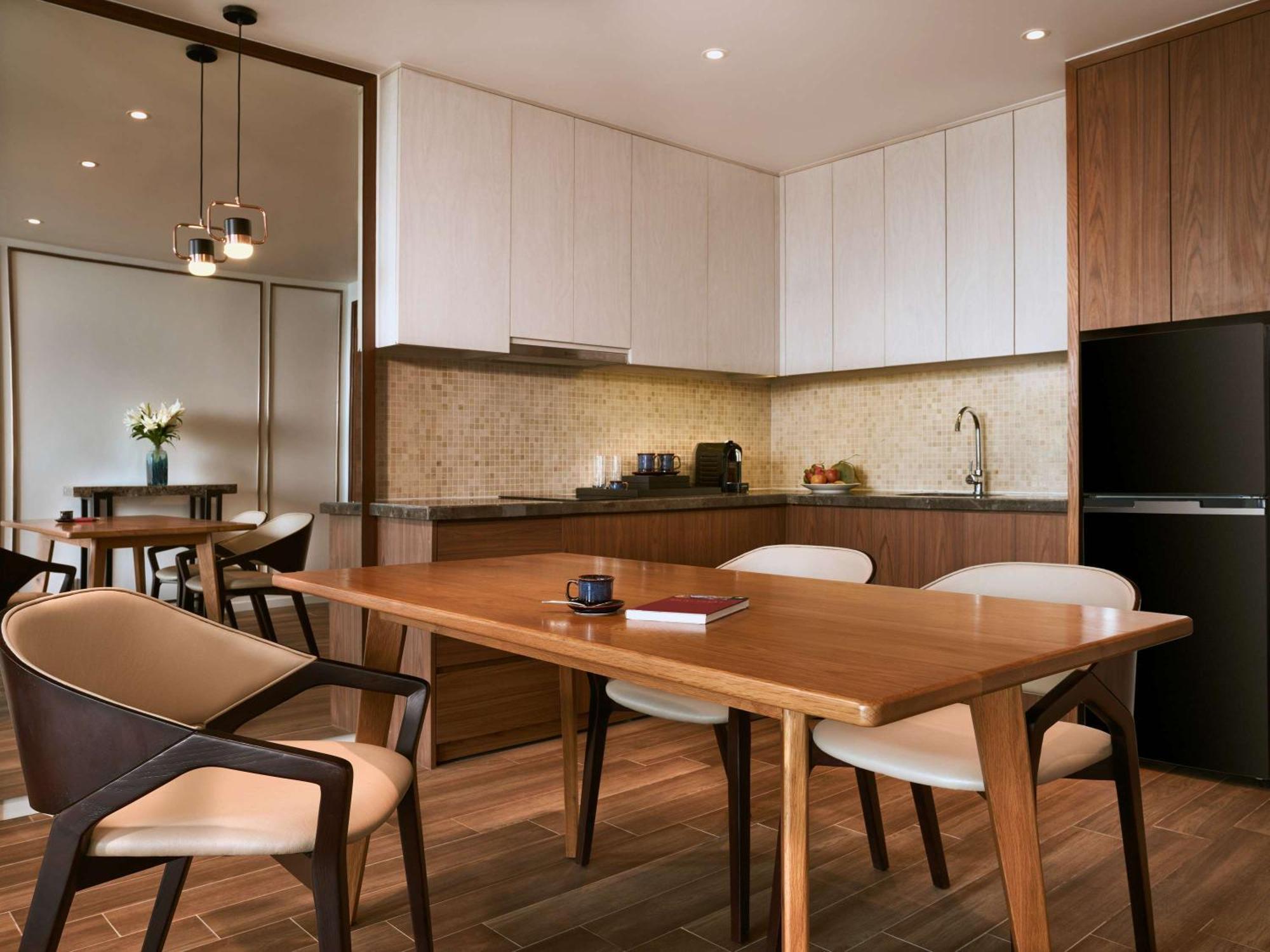 Mövenpick Villas&Residences Phú Quốc Exterior foto A kitchen