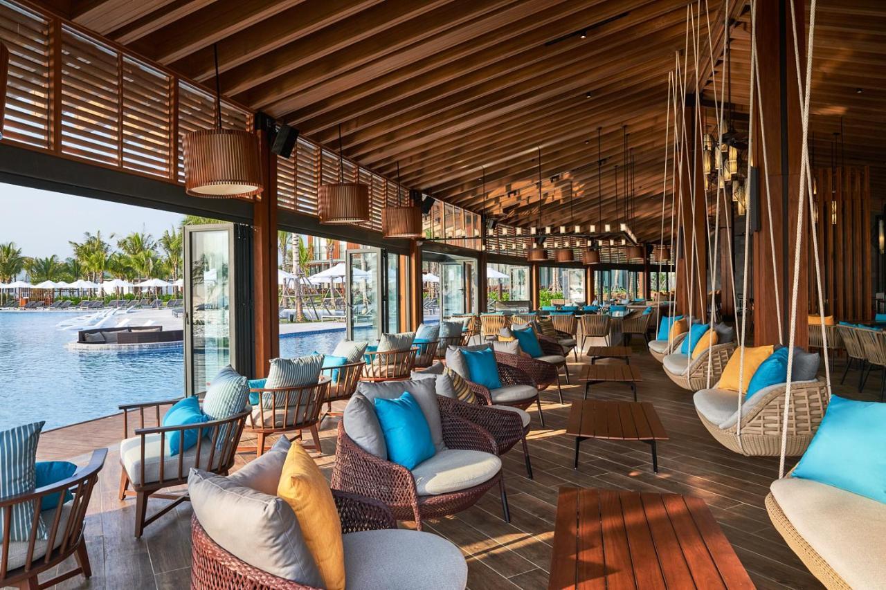 Mövenpick Villas&Residences Phú Quốc Exterior foto The Beach Club